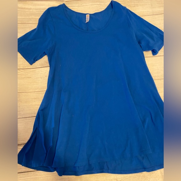 LuLaRoe Tops - 🌼Lularoe XL